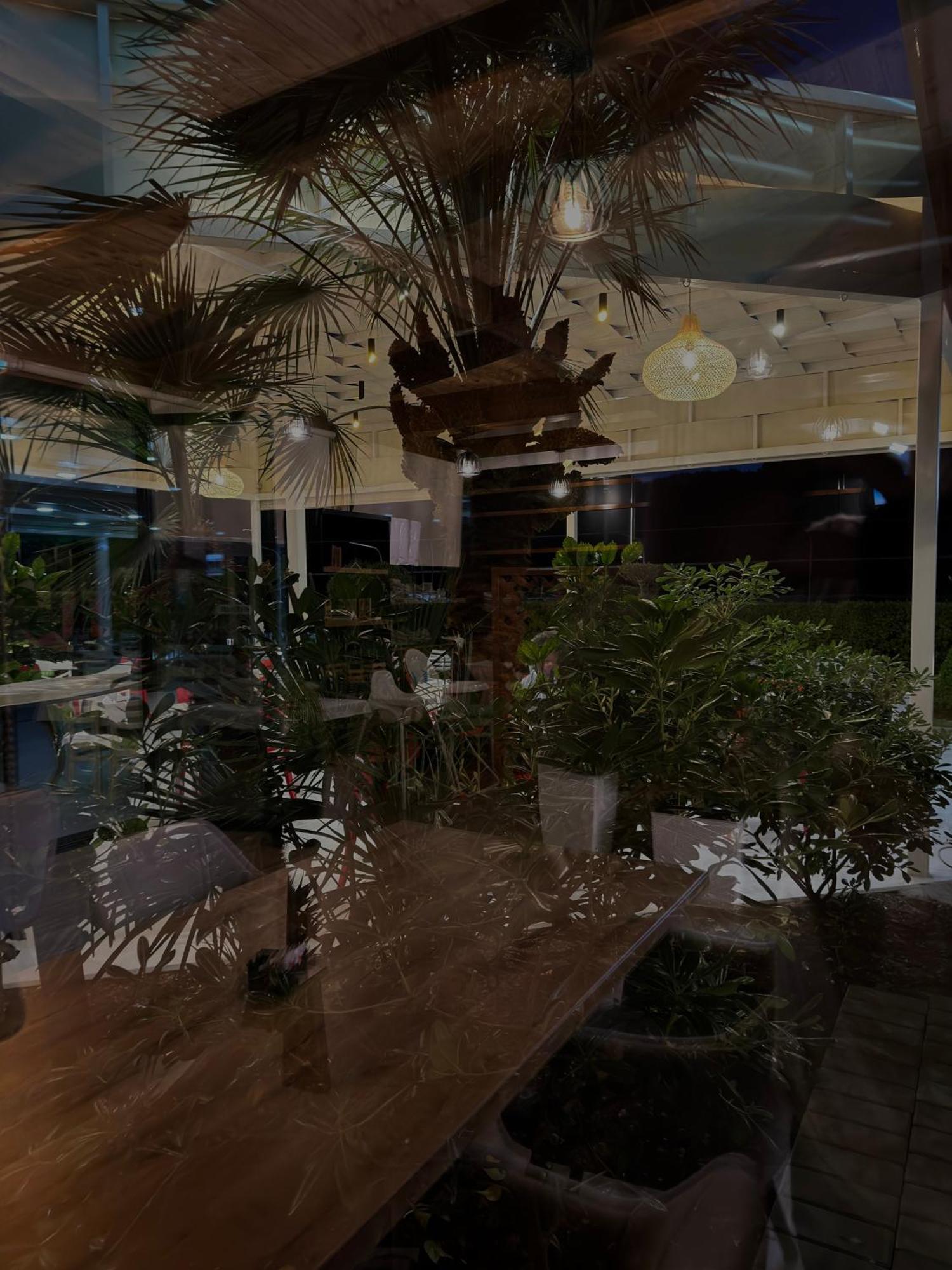 Hotel Fish Land Plazhi San Pietro Exterior photo